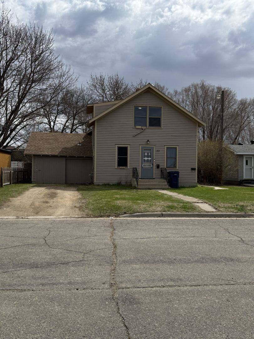 Apartment for rent at 182 3rd St NE, Watertown, SD 57201