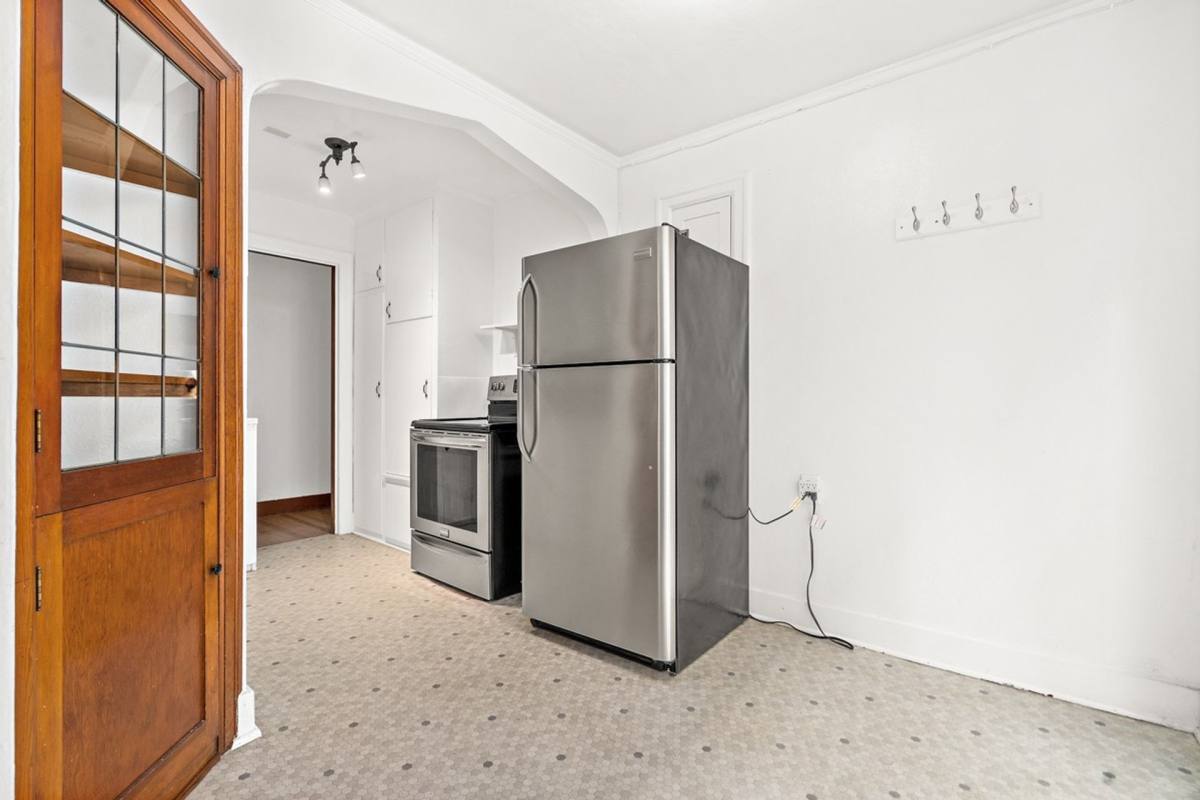 Apartment for rent at 4134 11th Ave NE, Seattle, WA 98105