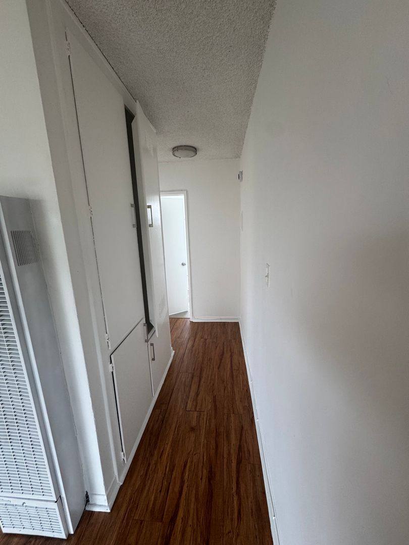 Apartment for rent at 932 W 80th St, Los Angeles, CA 90044