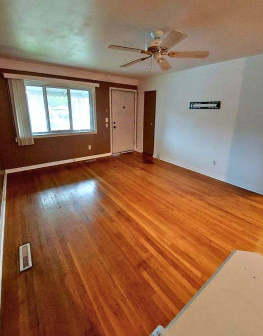 House for rent at 5371 Culver St, Dearborn Heights, MI 48125