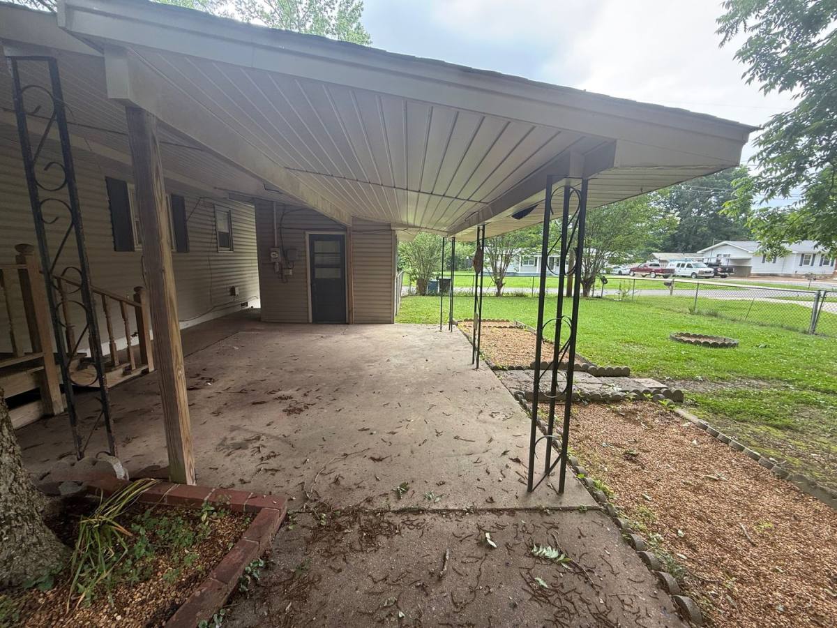 House for rent at 500 Crestline Dr SW, Hartselle, AL 35640