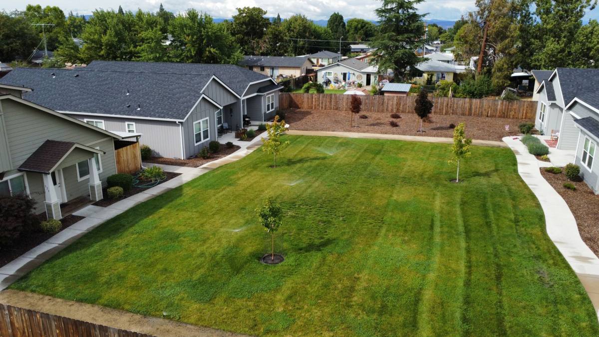 Apartment for rent at 171 Mellecker Way, Medford, OR 97501