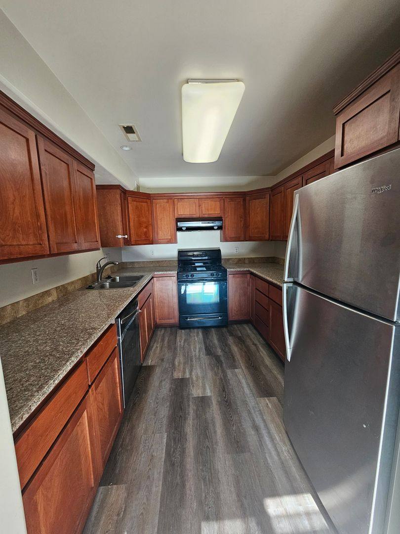 Apartment for rent at 171 Mellecker Way, Medford, OR 97501