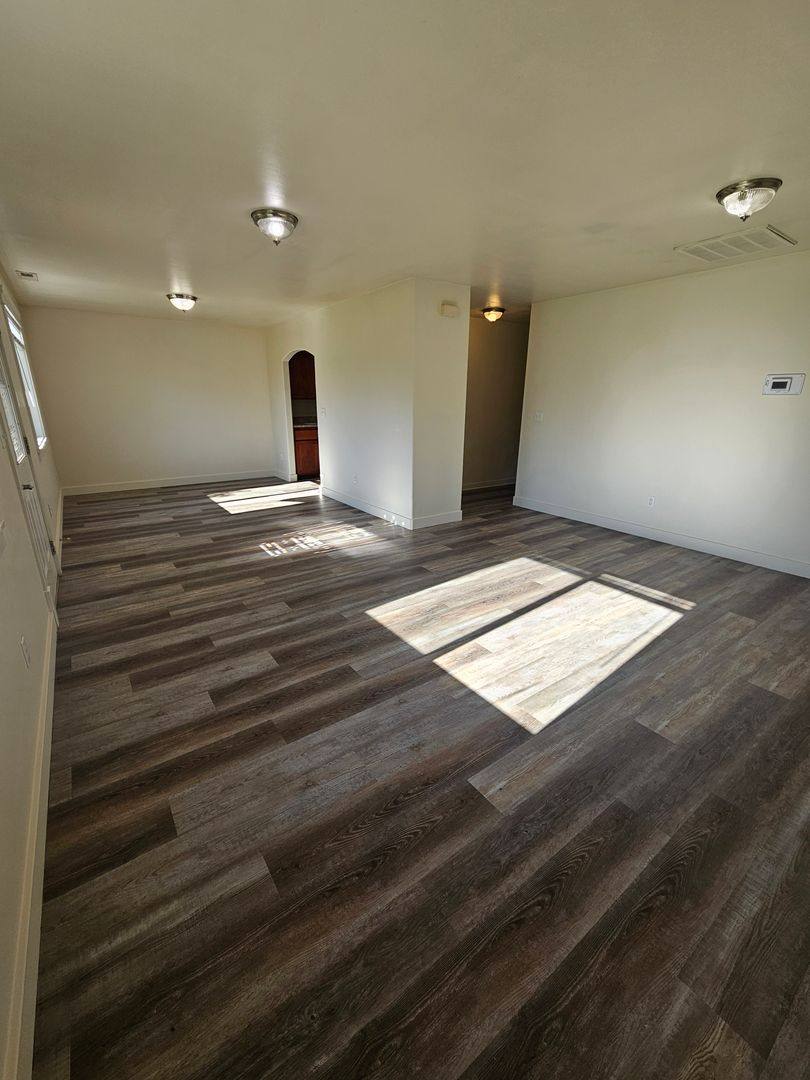 Apartment for rent at 171 Mellecker Way, Medford, OR 97501