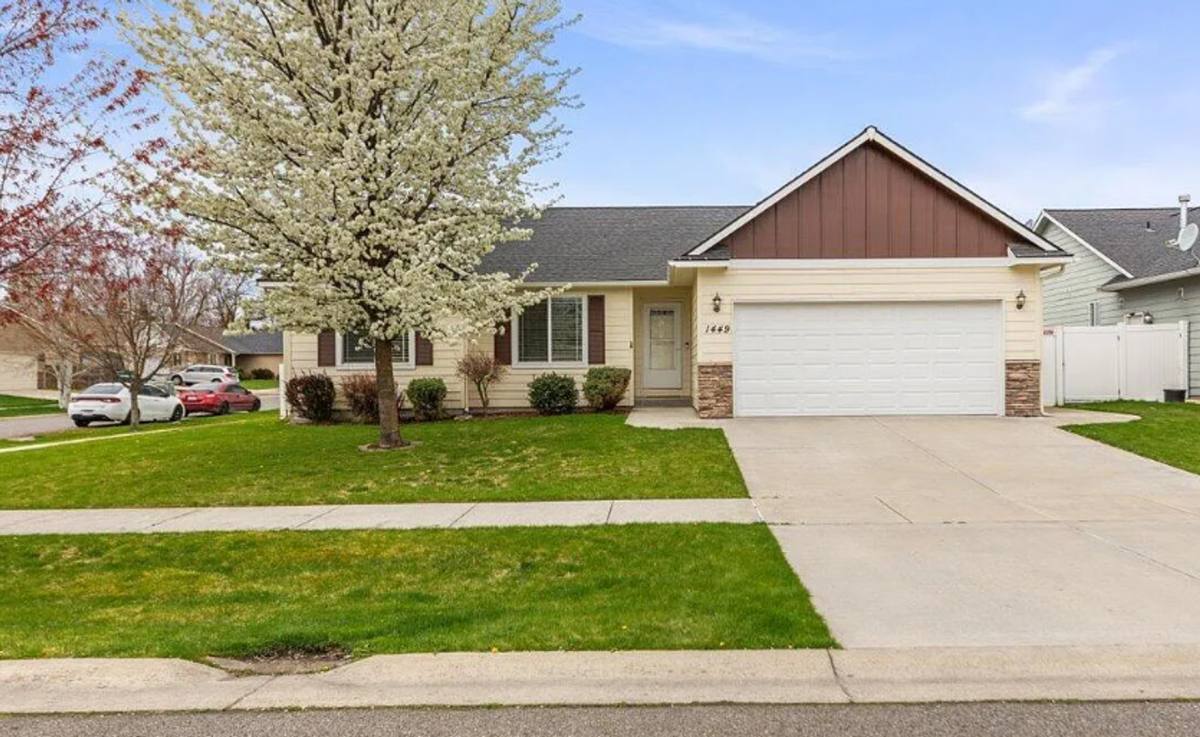 House for rent at 1449 N Moonstone, Hayden, ID 83835