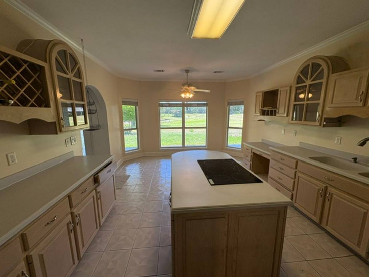 House for rent at 83 Lake Lorraine Circle, Shalimar, FL 32579
