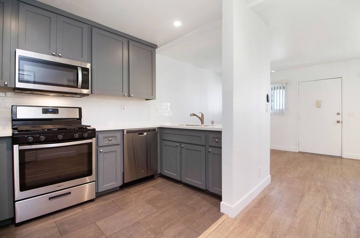 Apartment for rent at 1316-1322 E 3rd St, Long Beach, CA 90802