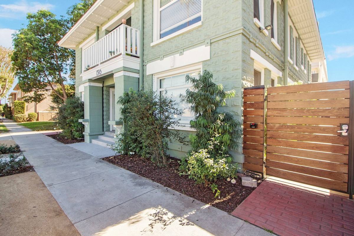 Apartment for rent at 1316-1322 E 3rd St, Long Beach, CA 90802