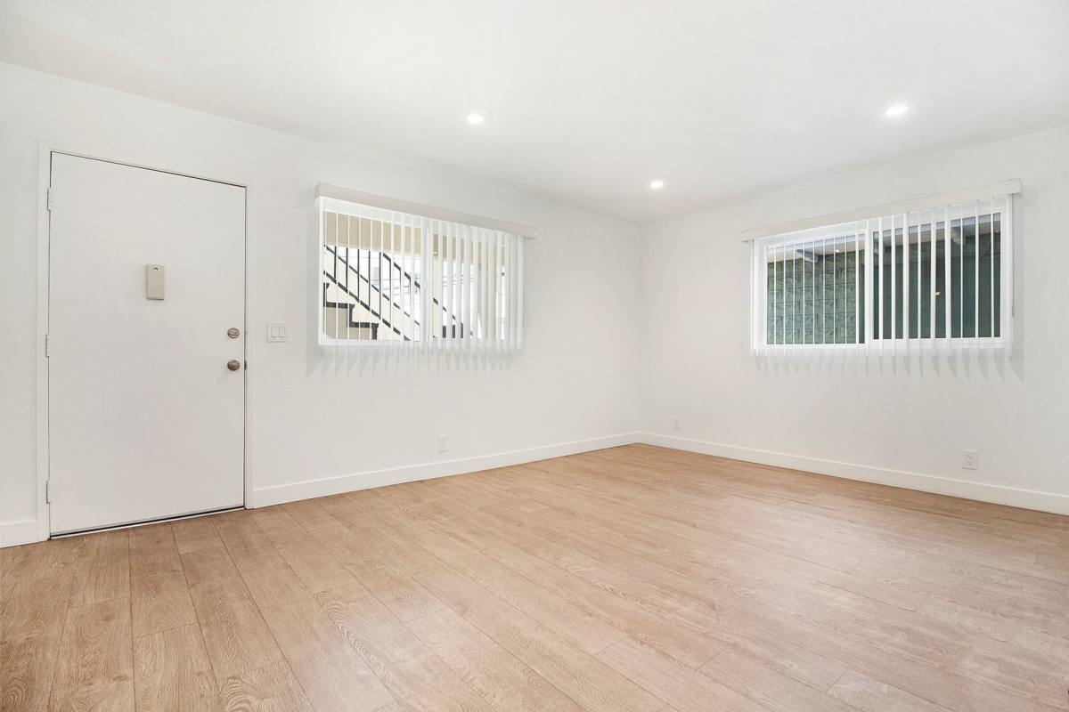 Apartment for rent at 1316-1322 E 3rd St, Long Beach, CA 90802