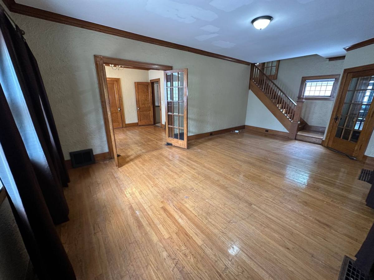 House for rent at 915 Veto NW, Grand Rapids, MI 49504