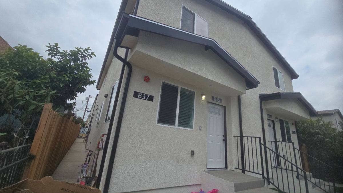 Apartment for rent at 835 E 33rd St, Los Angeles, CA 90011
