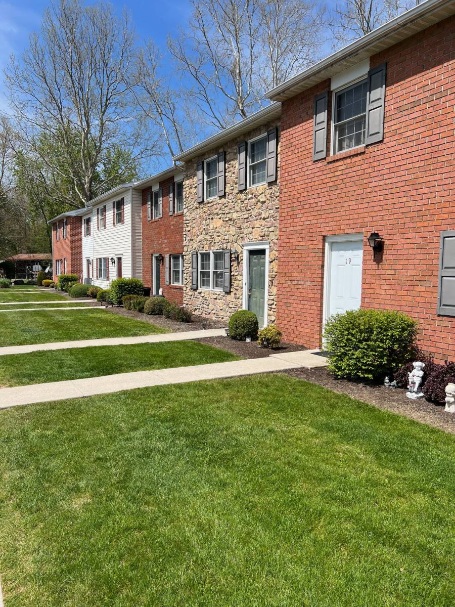 Townhouse for rent at 13061-13121 Welty Rd, Waynesboro, PA 17268