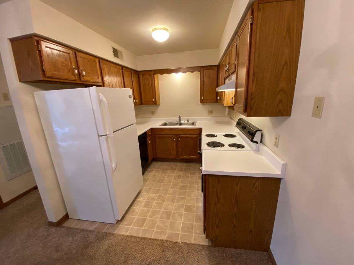 Apartment for rent at 1022, 1024, 1028 Riverbend Dr, Hartford, WI 53027
