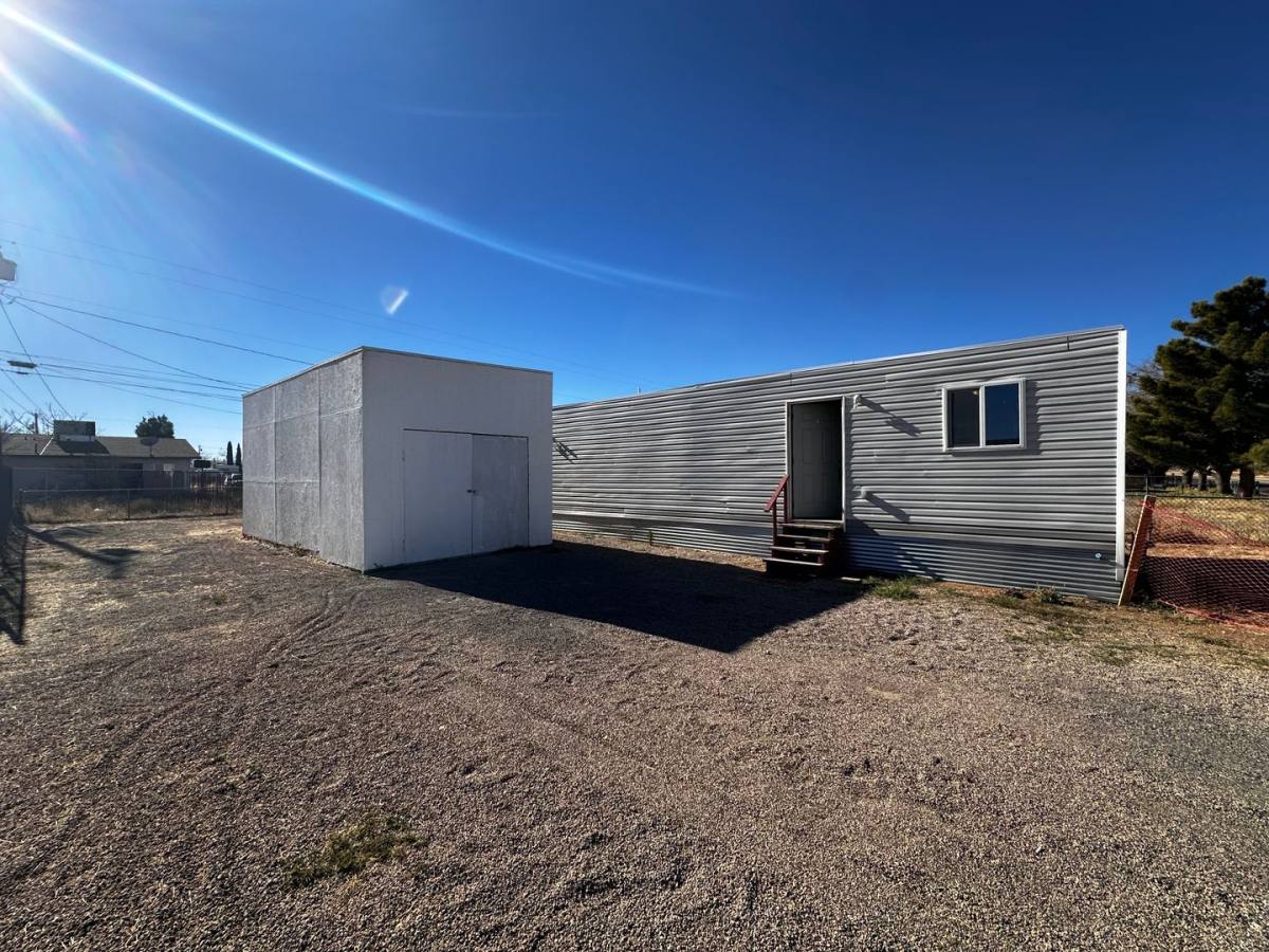 House for rent at 3600 E Thompson Ave, Kingman, AZ 86409