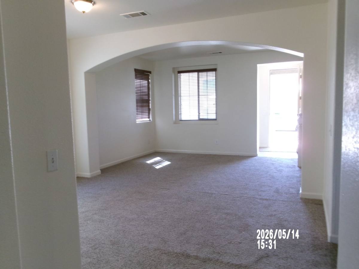 House for rent at 8728 High Ridge Dr, Bakersfield, CA 93313