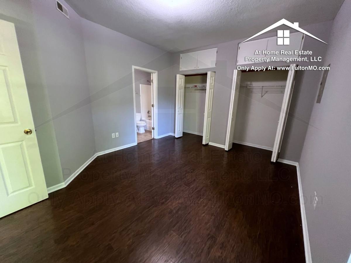 Townhouse for rent at 997 Boulder Court, Fulton, MO 65251
