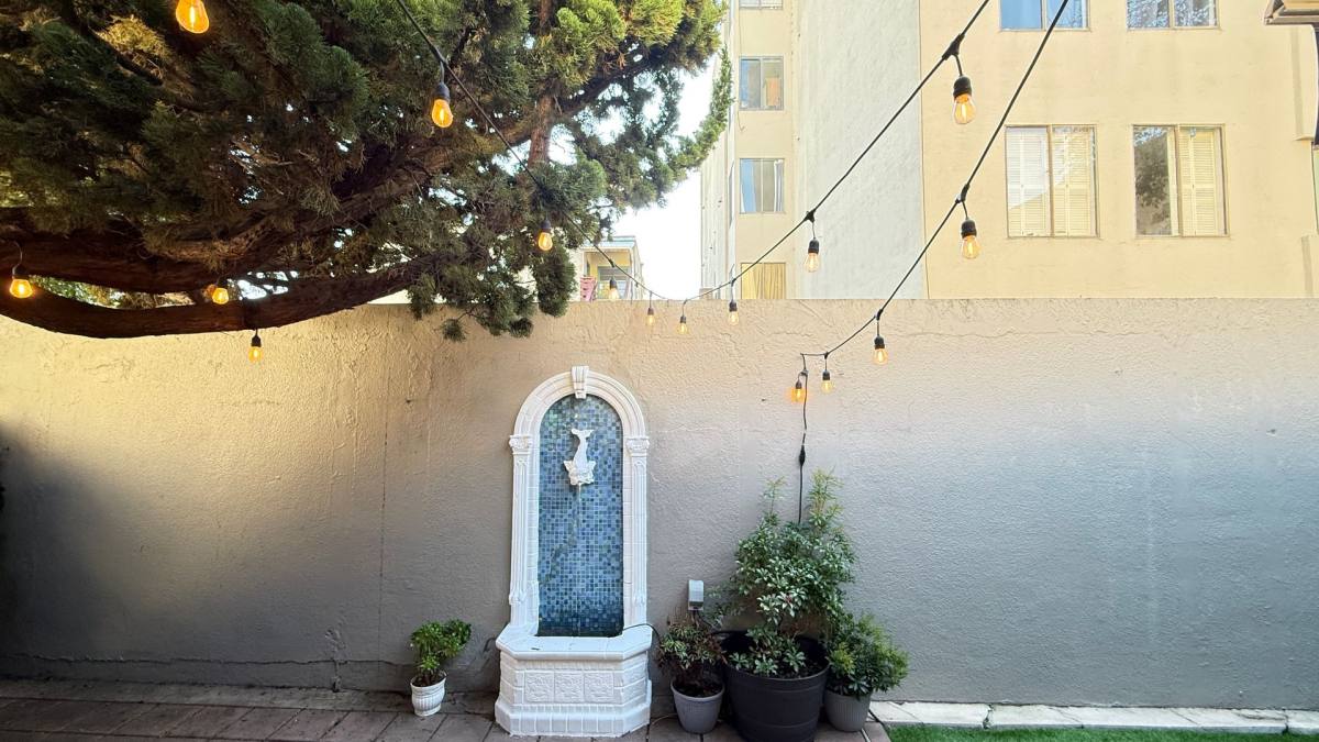 Townhouse for rent at 330 Vernon, Oakland, CA 94610