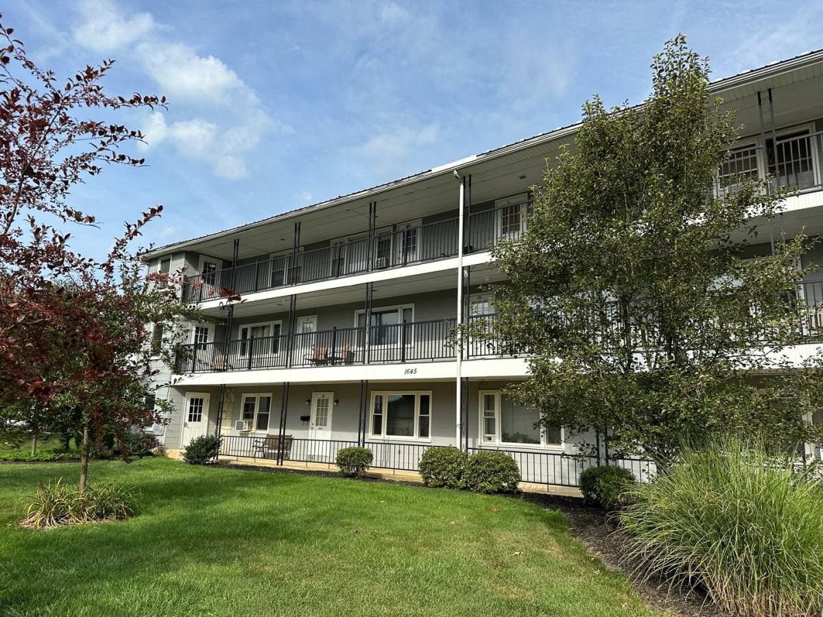 Apartment for rent at 1645 Scotland Ave, Chambersburg, PA 17201