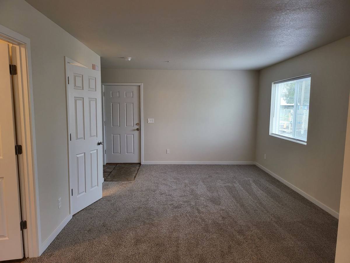 Apartment for rent at 269 20th Ave, Longview, WA 98632