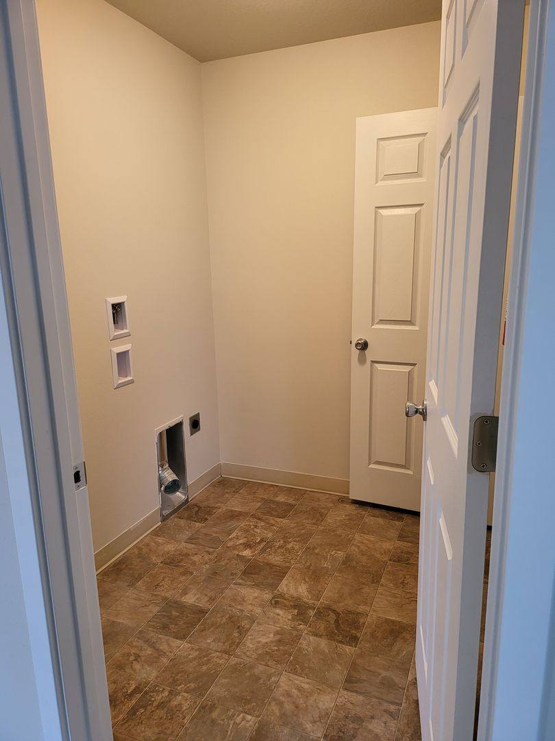 Apartment for rent at 269 20th Ave, Longview, WA 98632