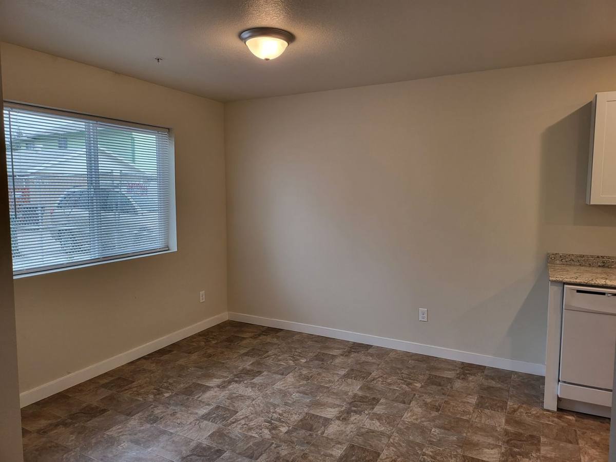 Apartment for rent at 269 20th Ave, Longview, WA 98632