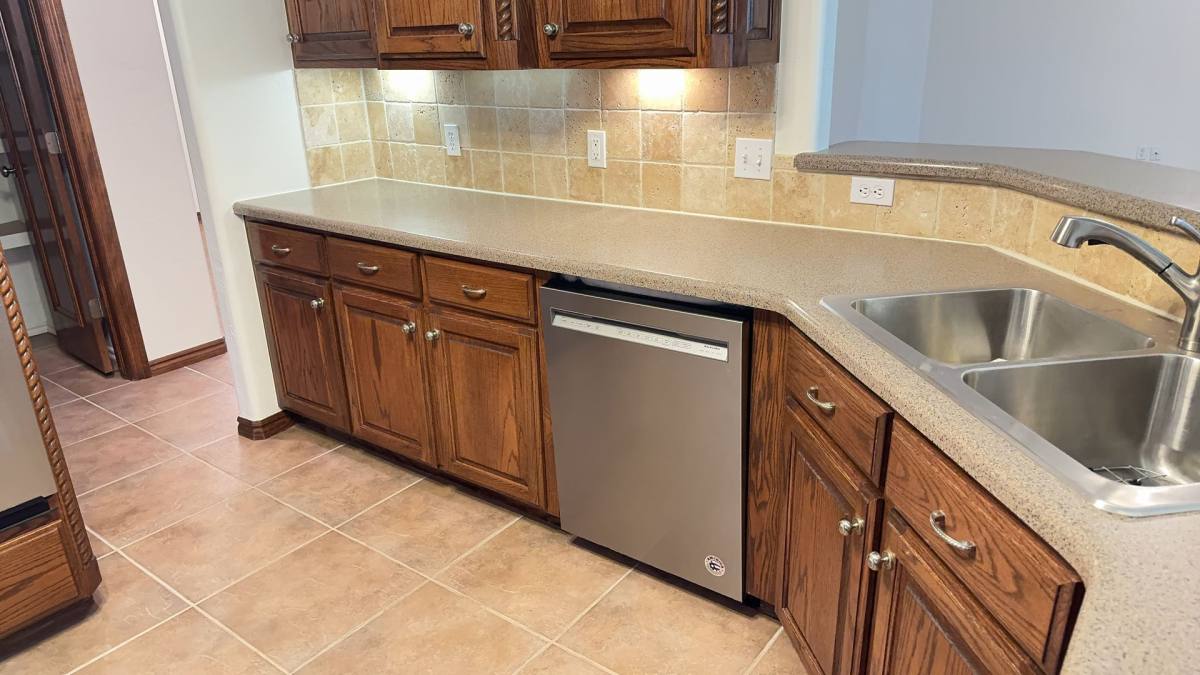 House for rent at 9200 Stacy Lynn Lane, Yukon, OK 73099