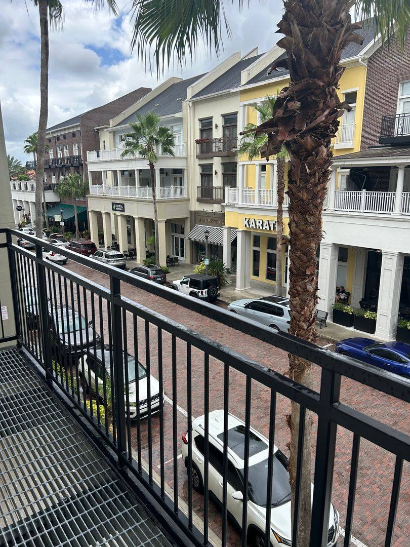Apartment for rent at 4887 New Broad St, Orlando, FL 32814