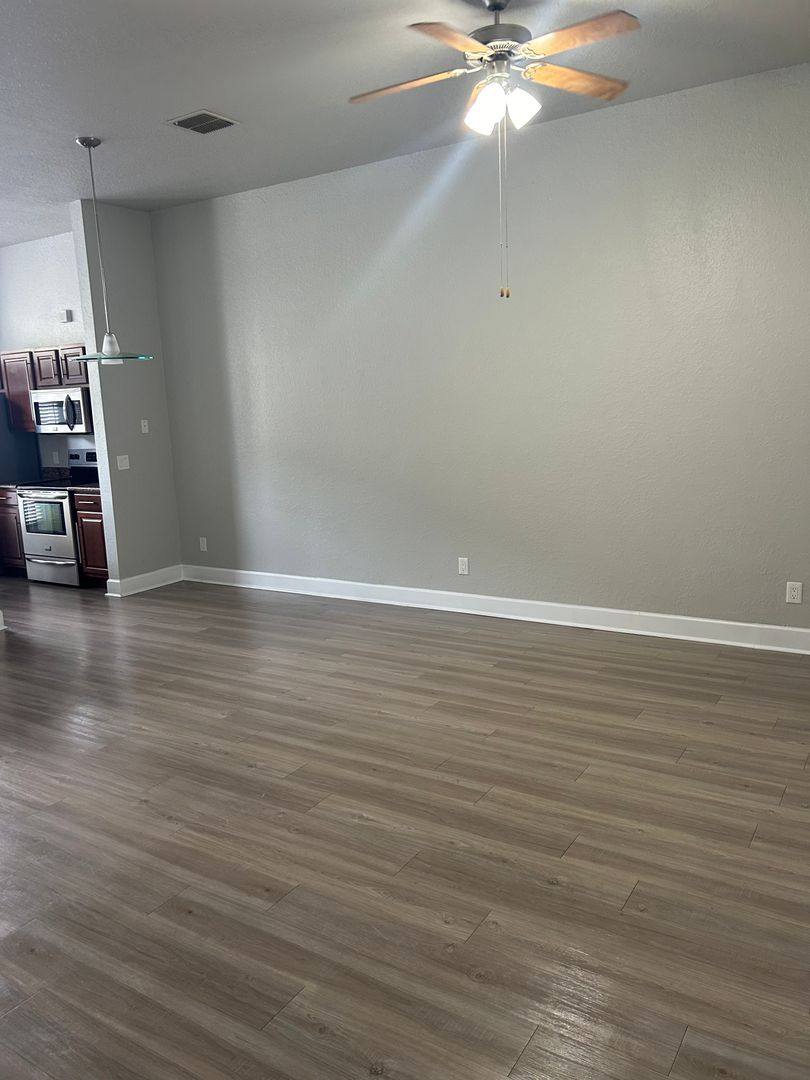 Apartment for rent at 4887 New Broad St, Orlando, FL 32814