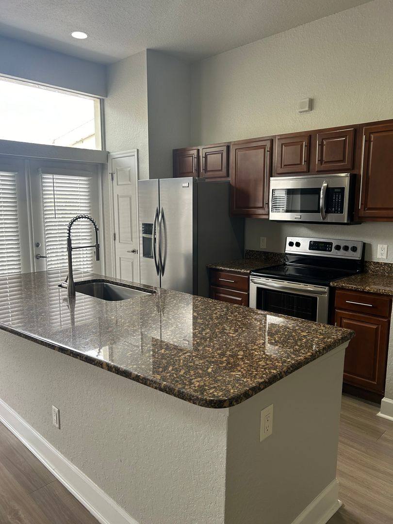 Apartment for rent at 4887 New Broad St, Orlando, FL 32814