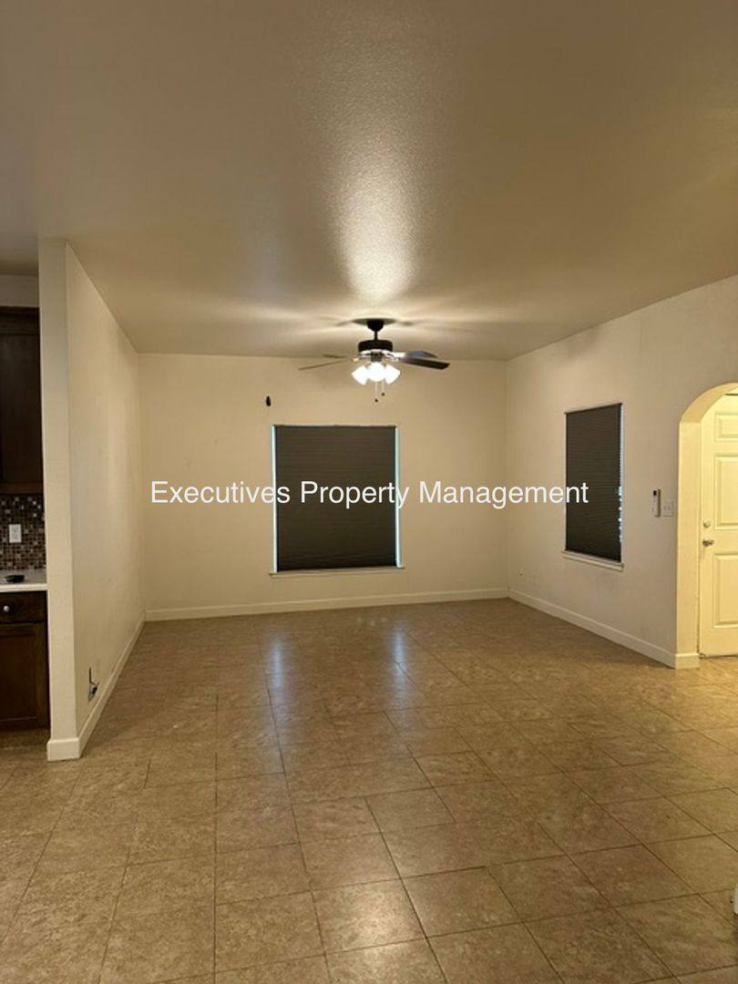 House for rent at 261 W 19th St, Merced, CA 95340