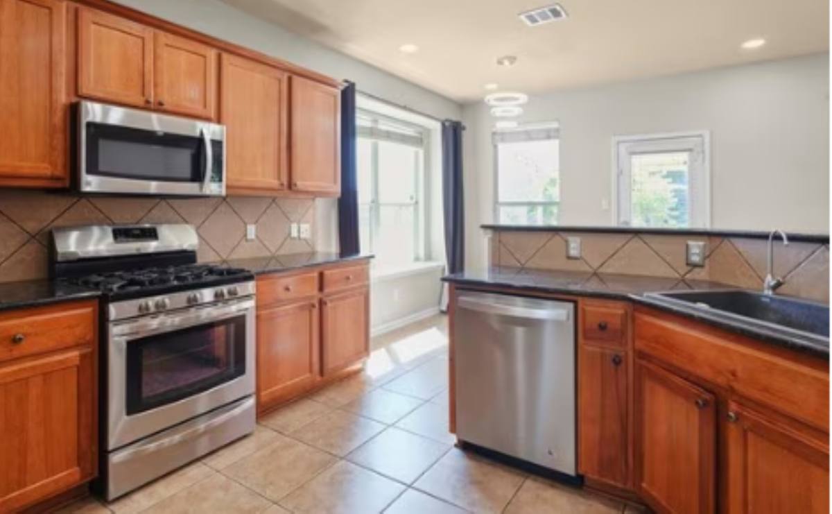 House for rent at 303 Payne Stewart Dr, Round Rock, TX 78664