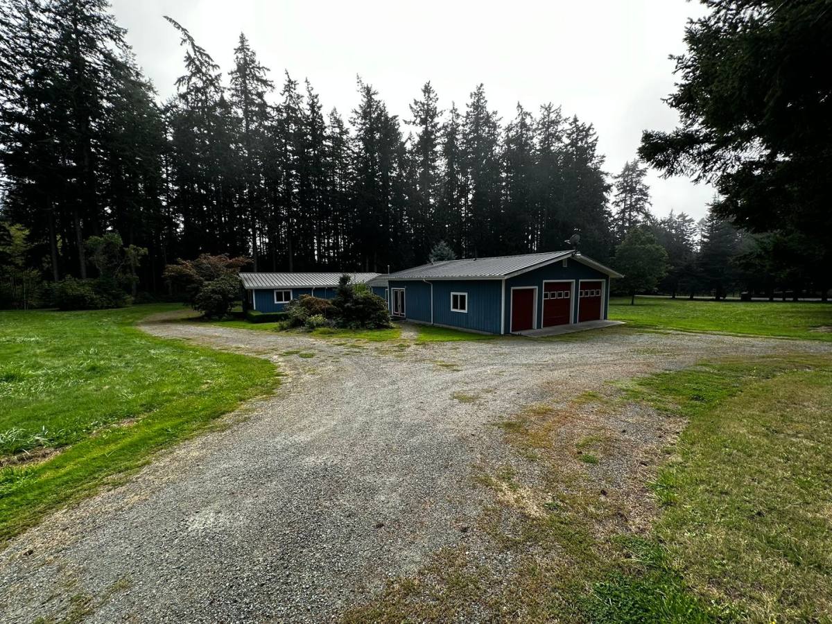 House for rent at 4204 Sharpe Rd, Anacortes, WA 98221