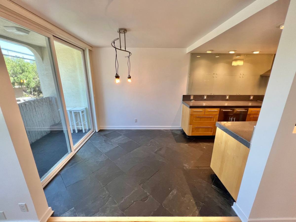 Apartment for rent at 2055 E Broadway, Long Beach, CA 90803