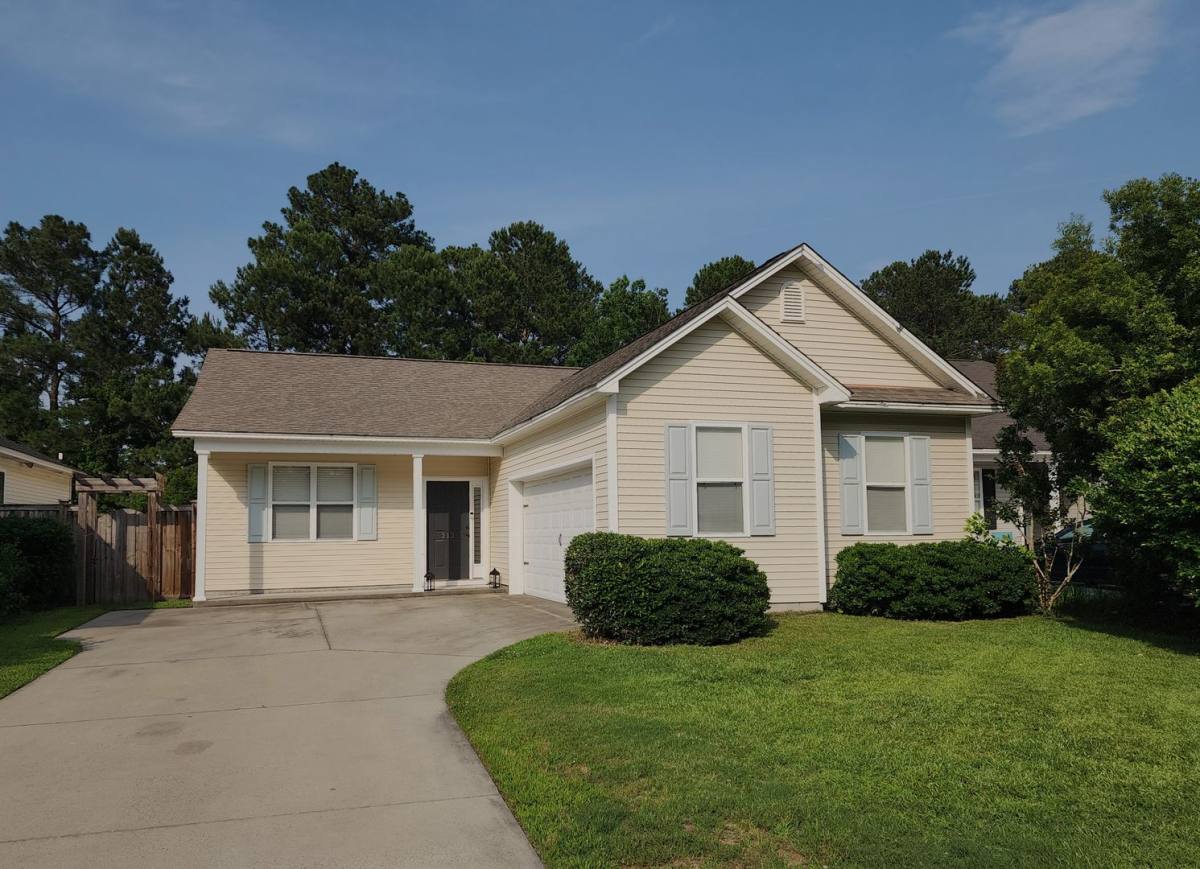 House for rent at 212 Sand Pebble Dr SE, Leland, NC 28451