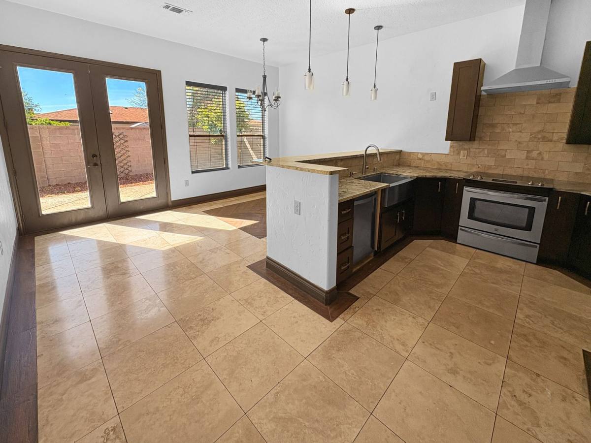 House for rent at 1611 Camino Del Arco, Hobbs, NM 88240