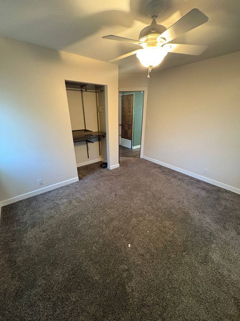 House for rent at 1139 Oregon St, Waterloo, IA 50701