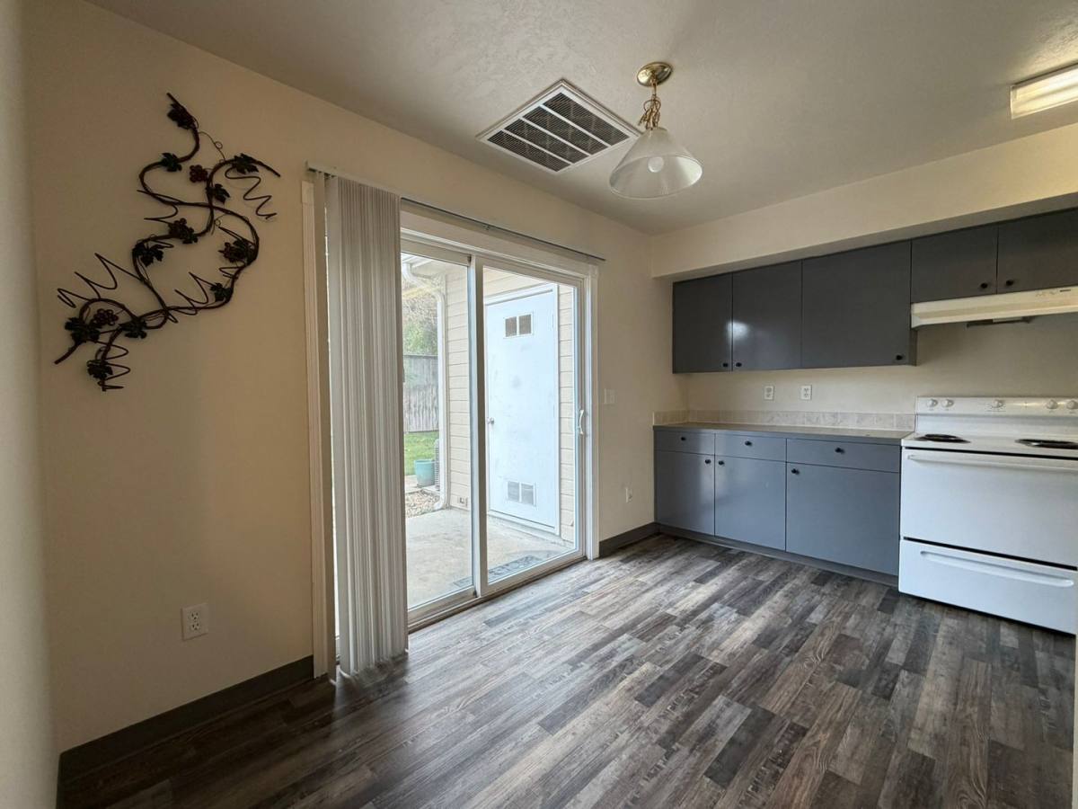 Apartment for rent at 141 N Midland Blvd, Nampa, ID 83651