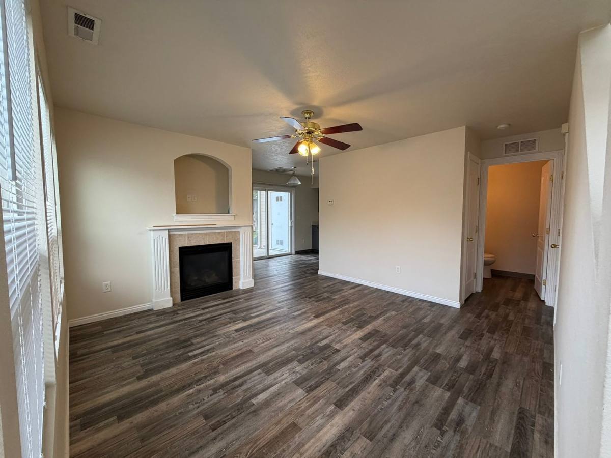Apartment for rent at 141 N Midland Blvd, Nampa, ID 83651