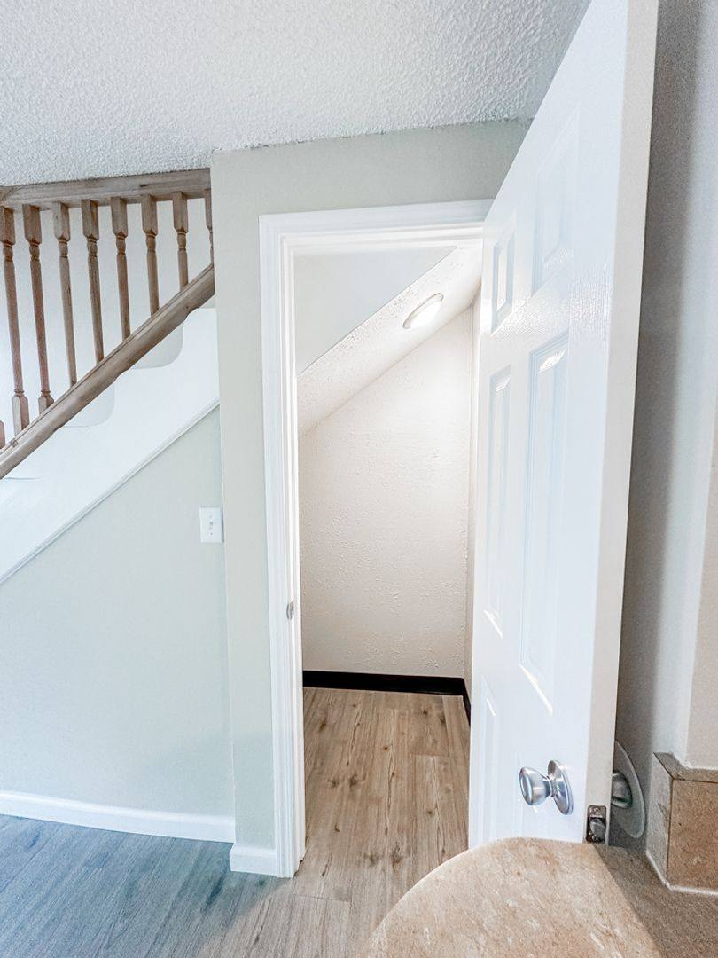 Apartment for rent at 4142-4166 State St, Salem, OR 97301