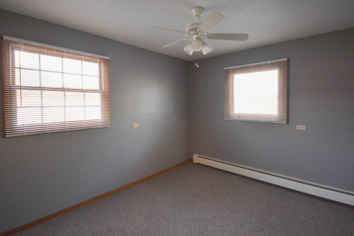 Apartment for rent at 1725 40th St NW, Rochester, MN 55901