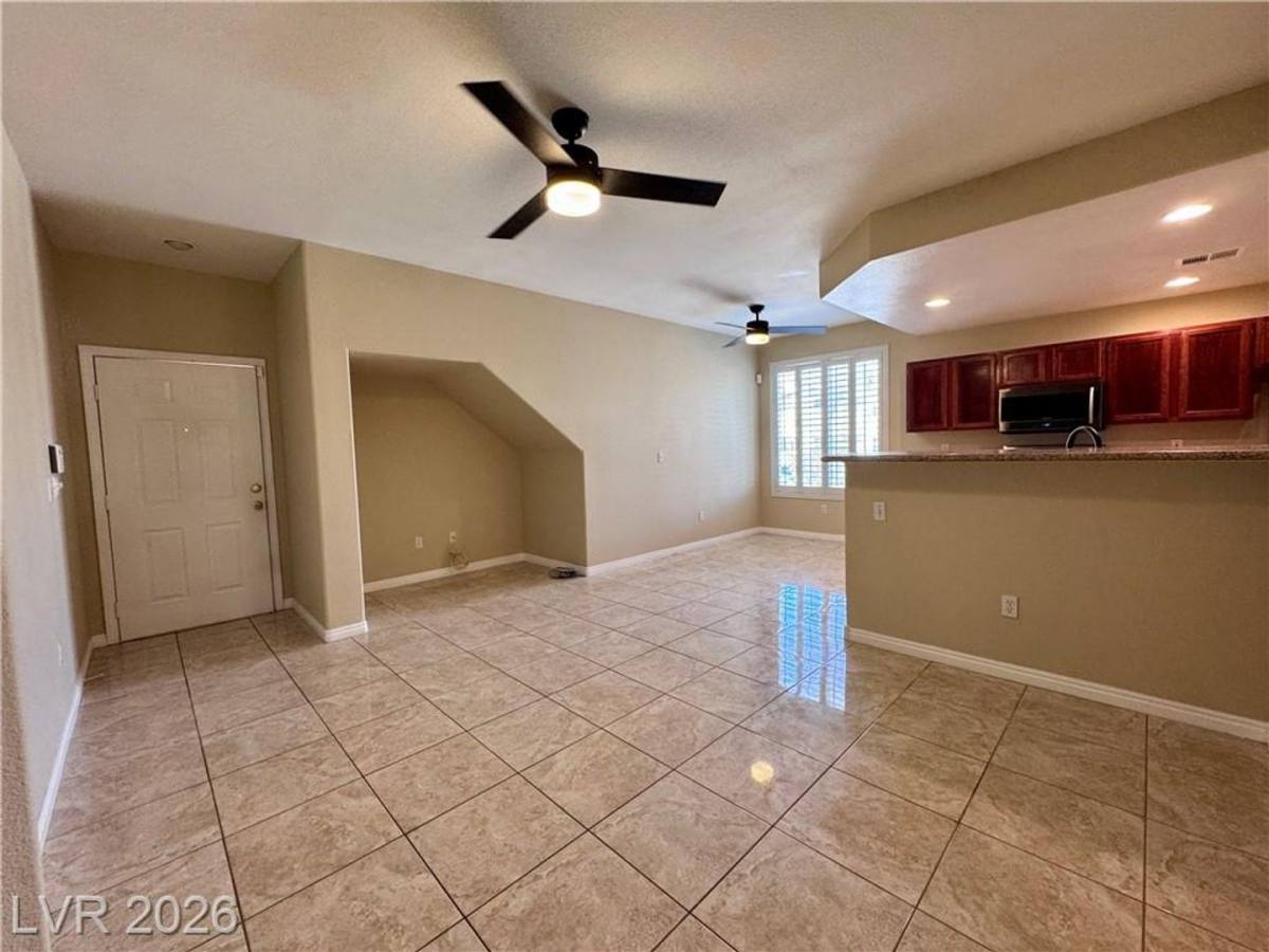Apartment for rent at 1511 Cardinal Peak Lane, Las Vegas, NV 89144