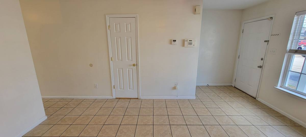 Townhouse for rent at 106 Pinegrove Court, Jacksonville, NC 28546