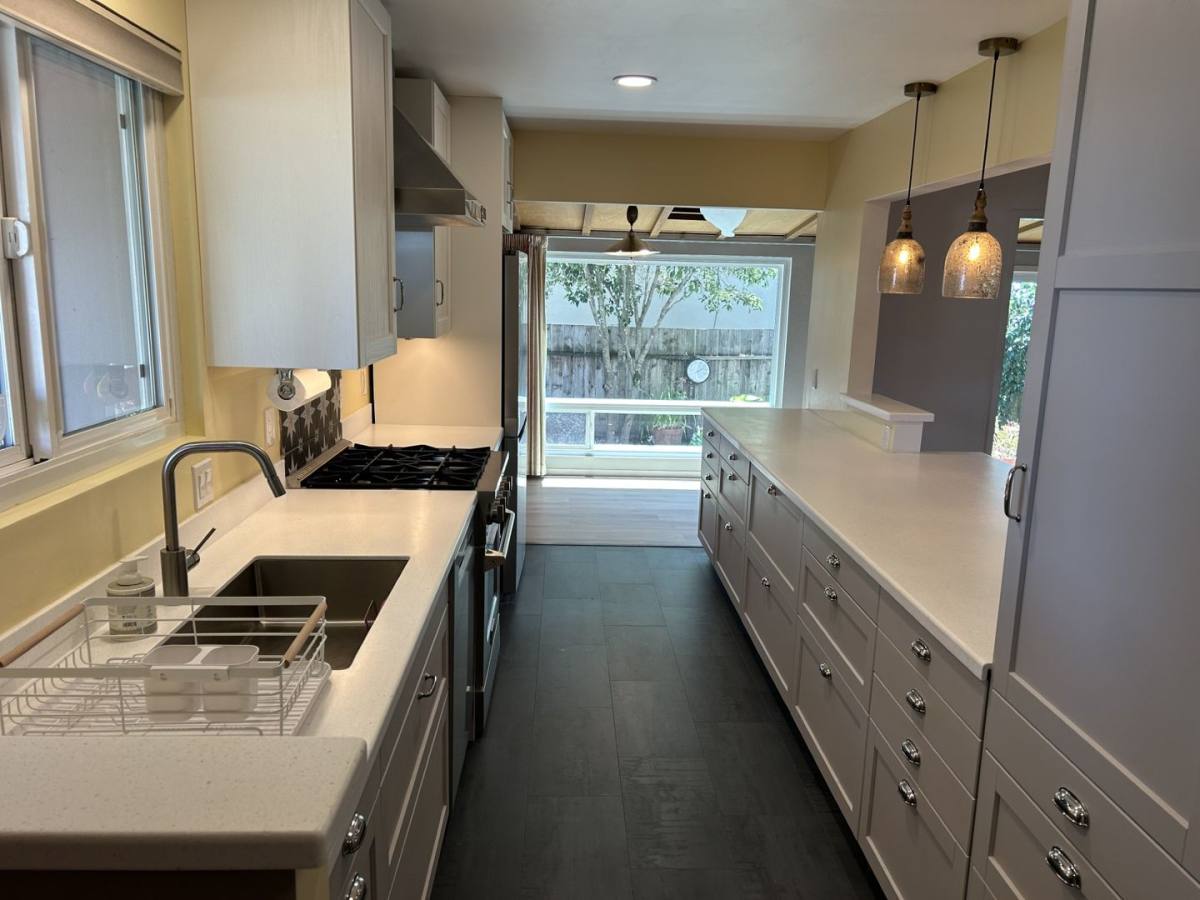 House for rent at 1419 Cambridge St, Novato, CA 94947