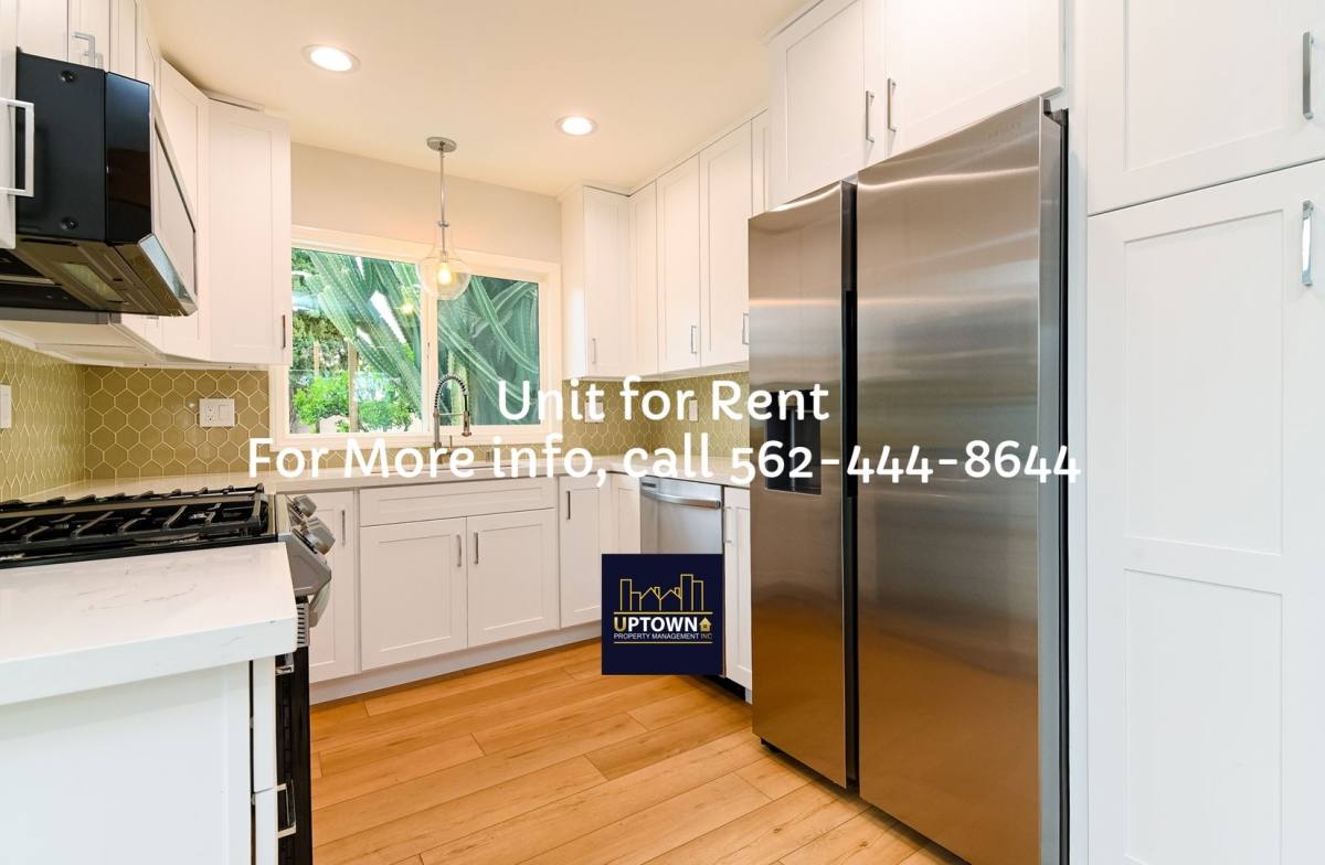 House for rent at 3509 E Arabella St, Long Beach, CA 90805