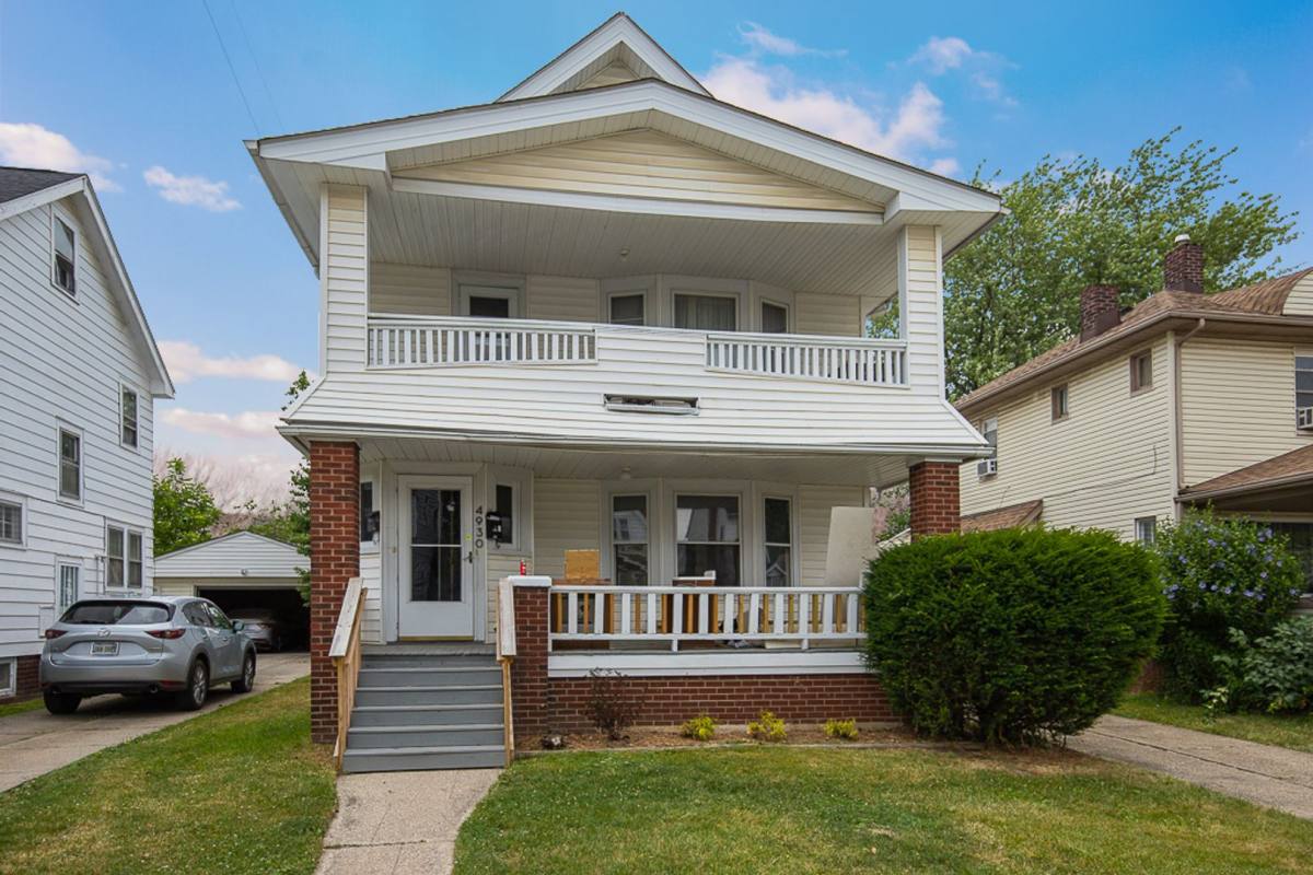 Apartment for rent at 4930 E 108 St, Cleveland, OH 44125