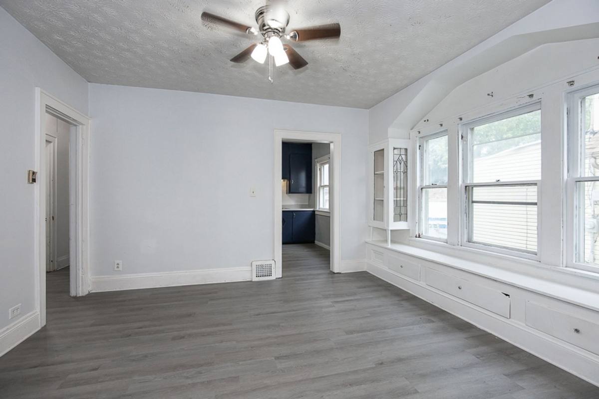 Apartment for rent at 4930 E 108 St, Cleveland, OH 44125