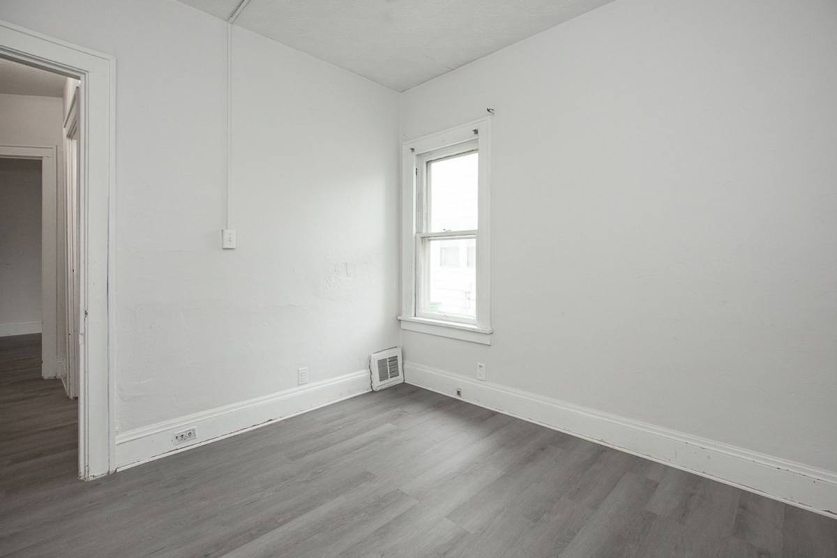Apartment for rent at 4930 E 108 St, Cleveland, OH 44125