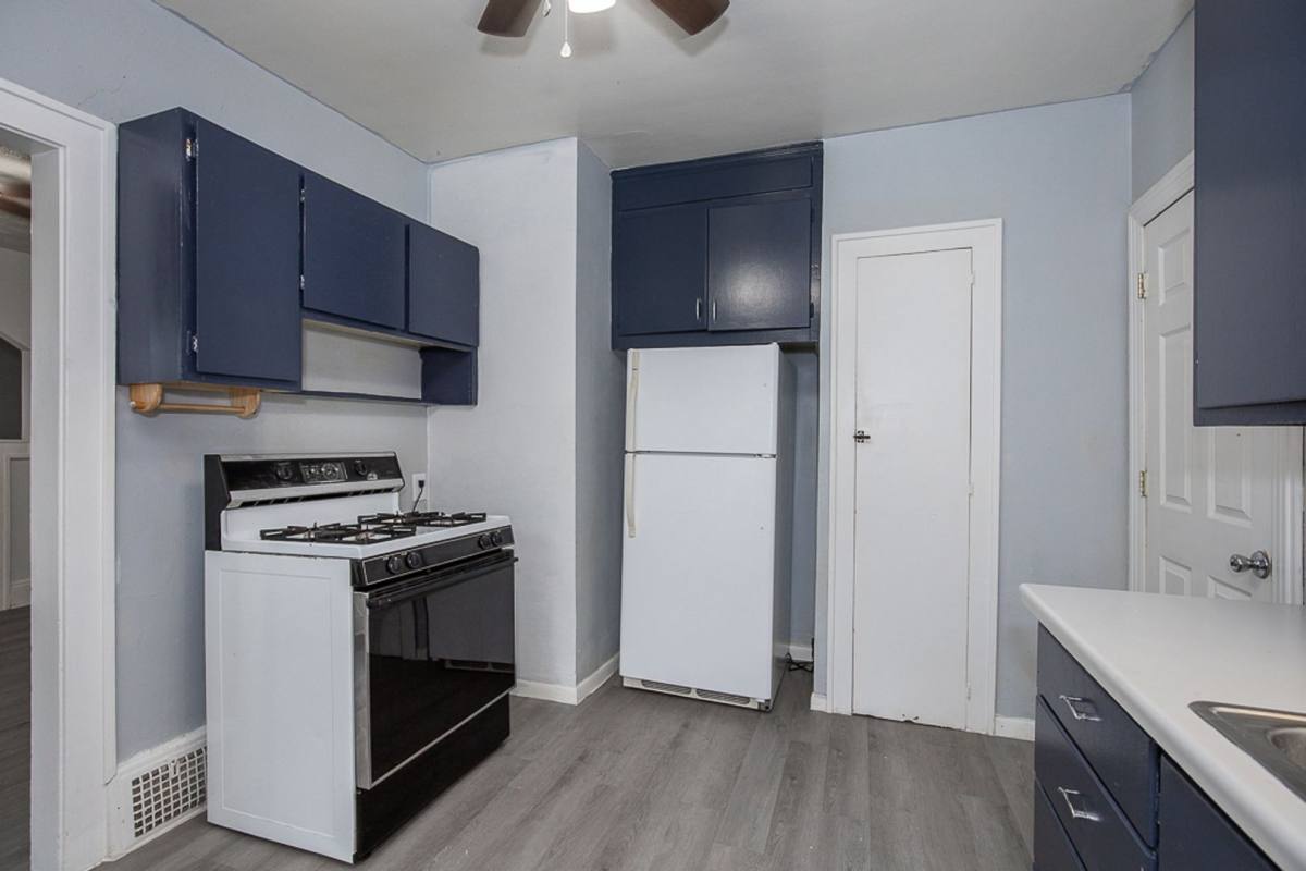 Apartment for rent at 4930 E 108 St, Cleveland, OH 44125