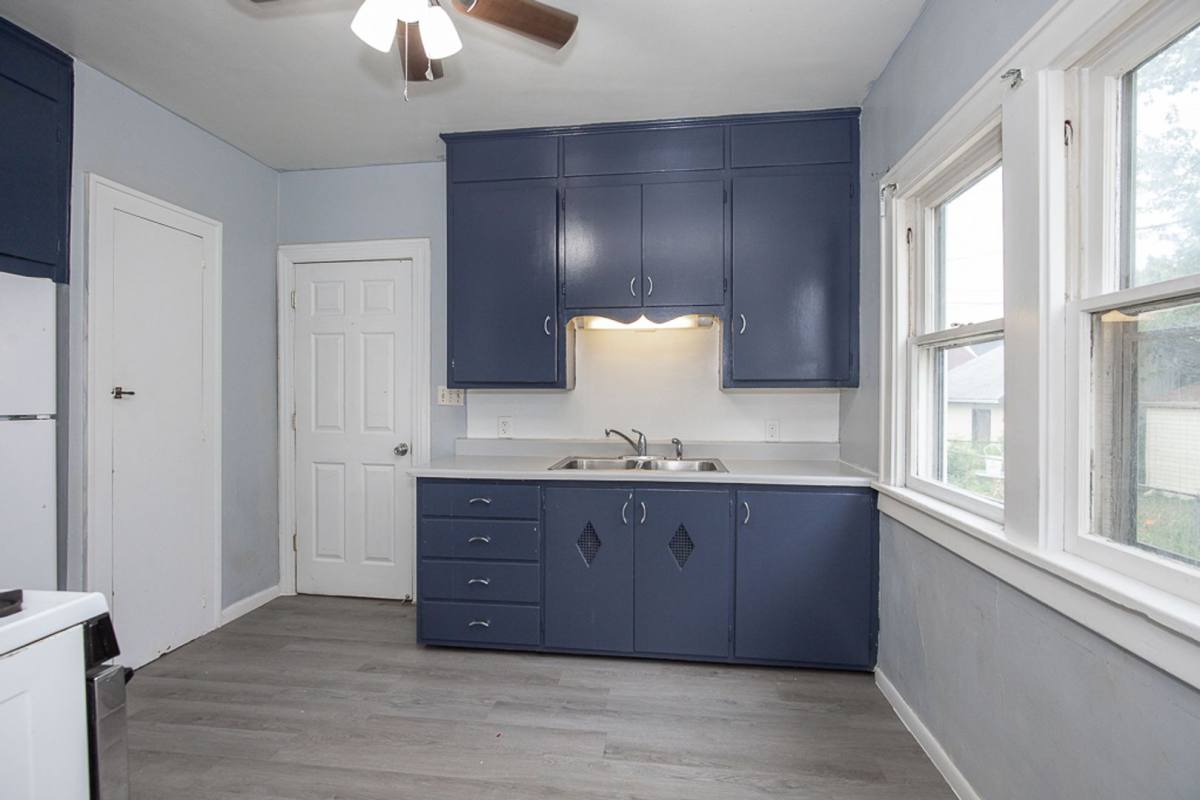 Apartment for rent at 4930 E 108 St, Cleveland, OH 44125