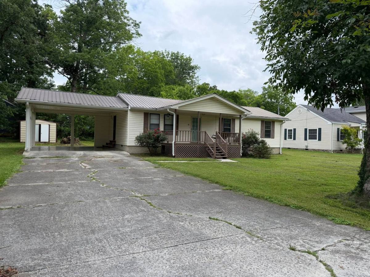 House for rent at 10 Morgan Circle, Fort Oglethorpe, GA 30742